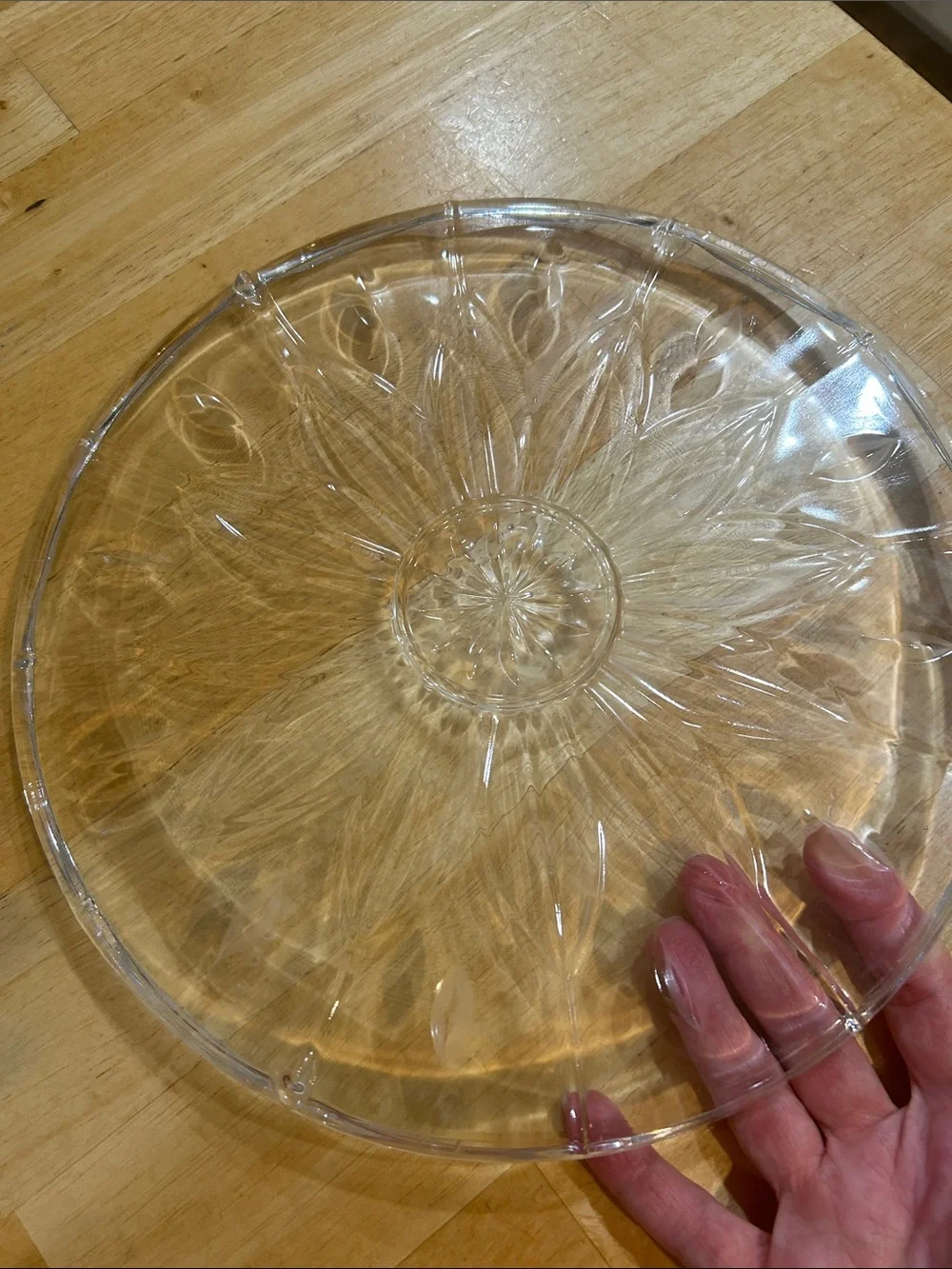 Clear Glass sculpture sides Decorative Serving Plate- diameter 11 inches